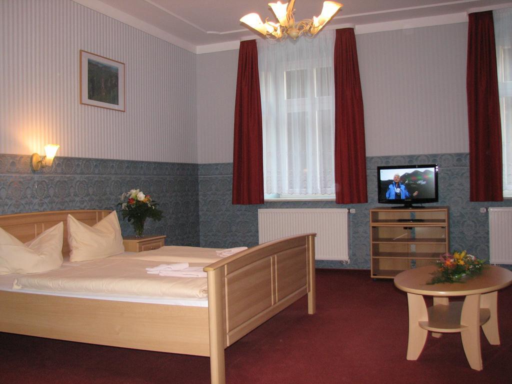 Hotel Garni Dekorahaus Bad Schandau Pokój zdjęcie